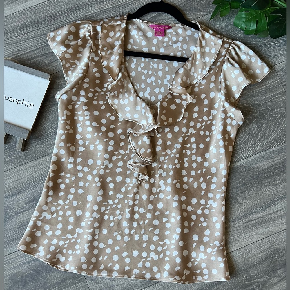 Sunny Leigh Tan and White Ruffle Blouse